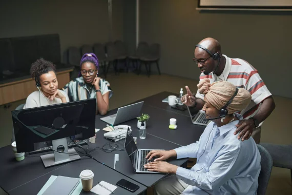 Support Systems for Complex Customer Expectations