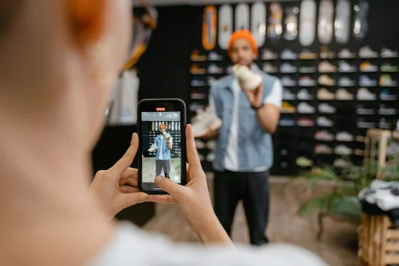 Digital Experience Models in Customer Focused Industries