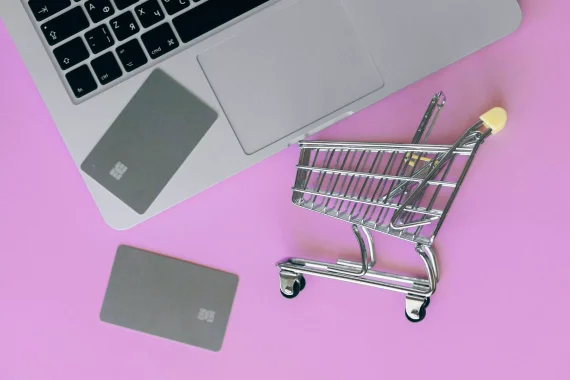 Hybrid Marketplace Layers in Retail and E Commerce