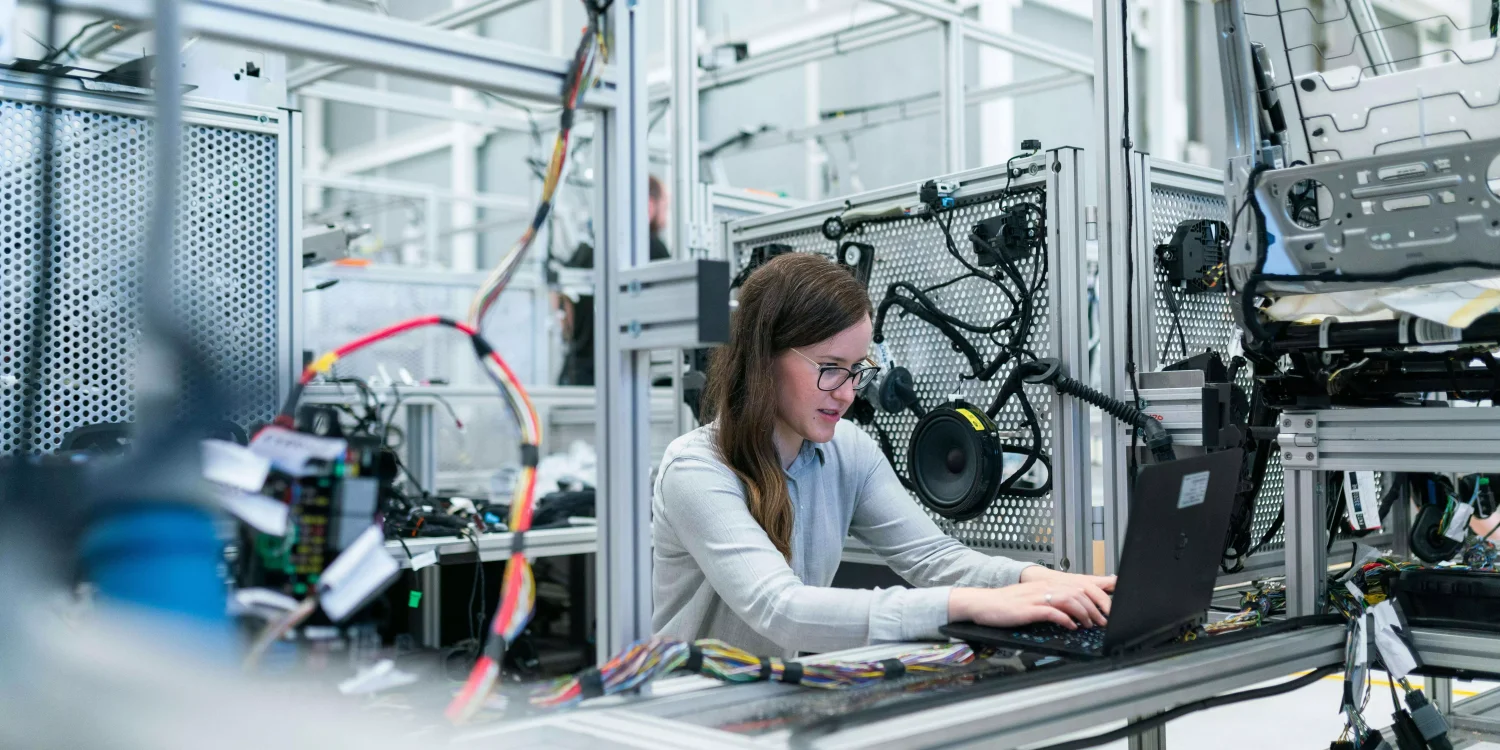 The Role of Technology in Building Resilient Business Models